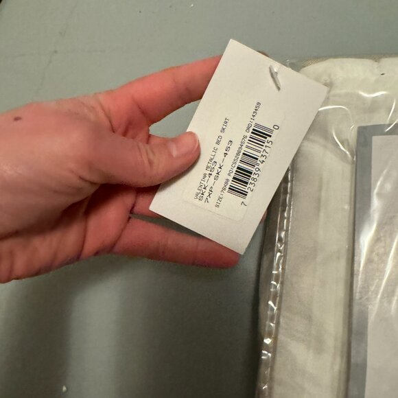 NWT Eastern Accents 16" King Bed Skirt -VALENTINA METALLIC, Pleated - Picture 5 of 7